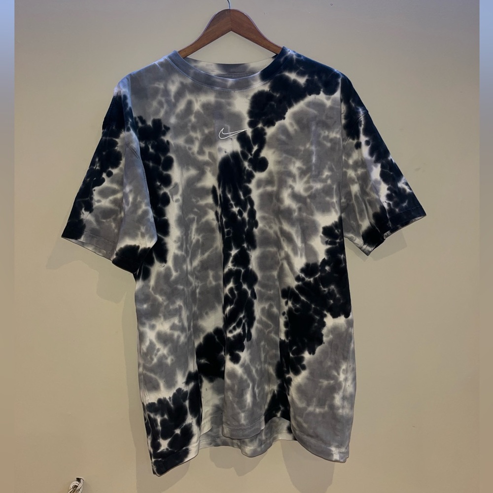 Nike black and grey tie dye tee oversized